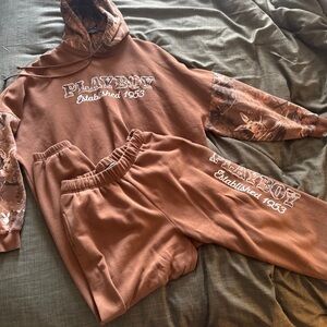 PLAYBOY camo brown /Tan Lounge Set